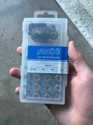 Polini variatorvikter - Nya Polini rollers/variatorvikter, (6,5g, 7g, 8g, 9g). Köpt för 270kr från twostroke.se. Säljer eftersom jag inte har moped längre.