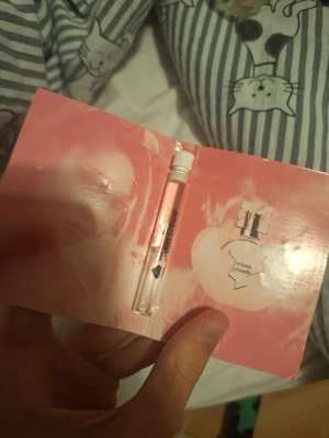 Ariana grande thank u next sample - Ariana grande thank u next sample aldrig använd. Rare merch