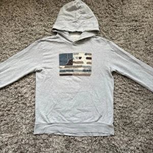 Denim supply RL unik vintage hoodie - Säljer denna riktigt feta och unika RL denim Supply hoodien!⭐️Storlek = M!🤝Skick = 9/10!🙌Hör gärna av er om ni har funderingar!