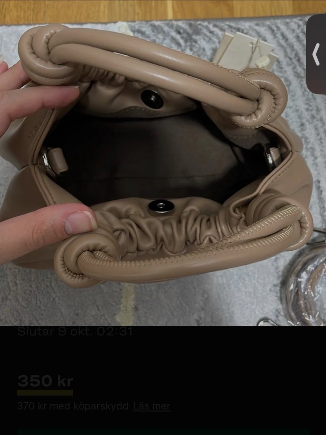 Beige bucket bag med knutdetaljer - 5