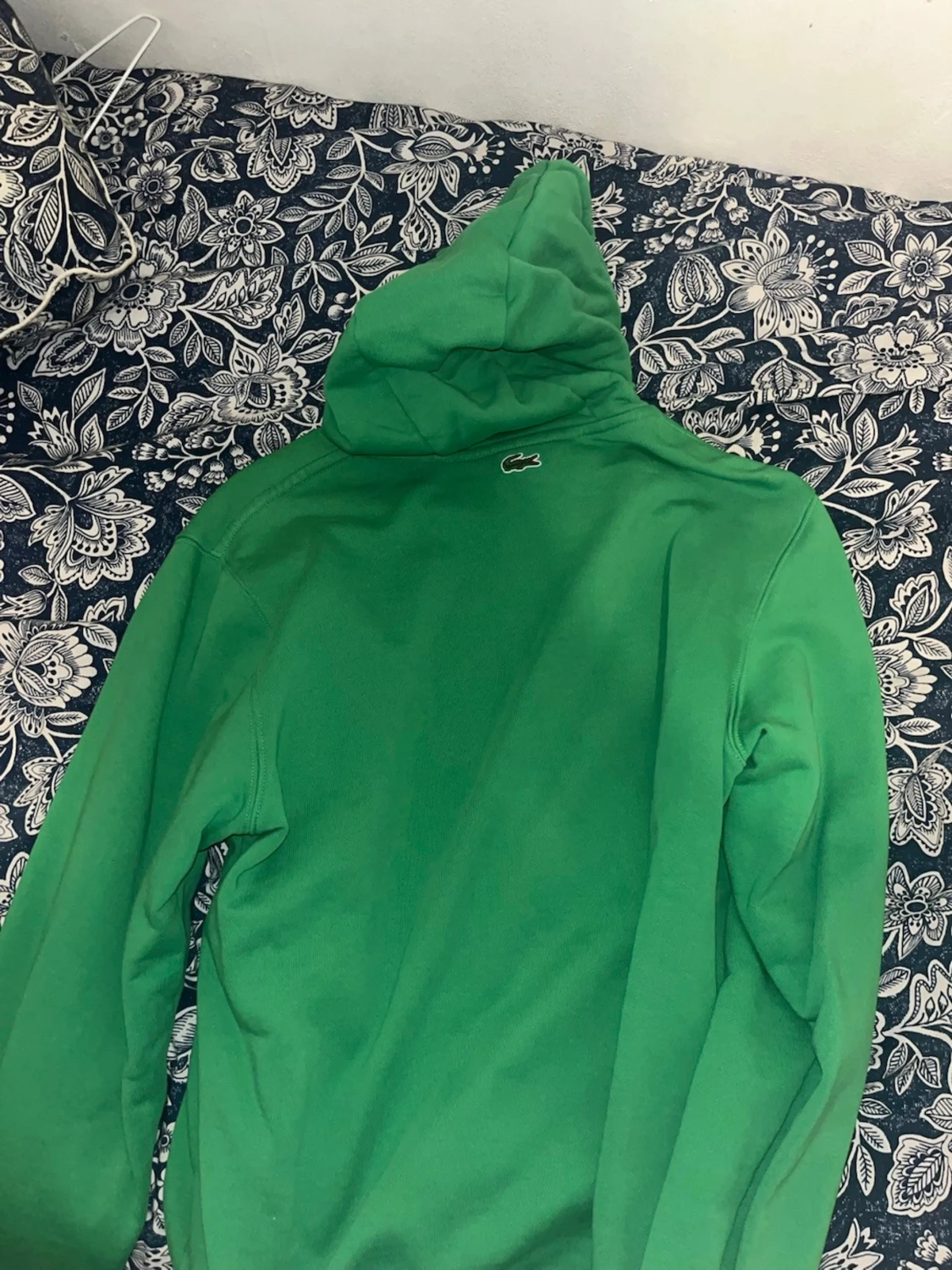 Grön hoodie från Lacoste med huva - 2