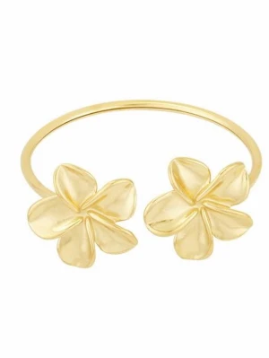 Guldfärgad armband med blommor - Snygg guldfärgad rostfritt stål armband med två stilrena blommor framtill. Ringen har en tunn, enkel banddesign och blommorna har en mjuk, organisk form som ger en trendig och ungdomlig känsla.