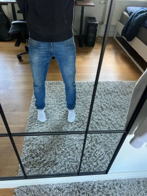Replay Anbass jeans - Replay jeans i storlek W28 L32 (passar W29 också) | Slimfit | Äkta självfallet | Inga defekter | Skriv gärna vid frågor eller funderingar |🙌🙌🙌