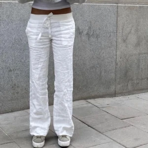 Alobha Label linnebyxor  - Bra skick och passar mig som är 169! skriv för egna bilder💓