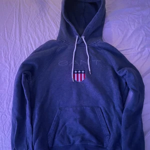 Gant hoodie - Storlek S  Skick 9/10 