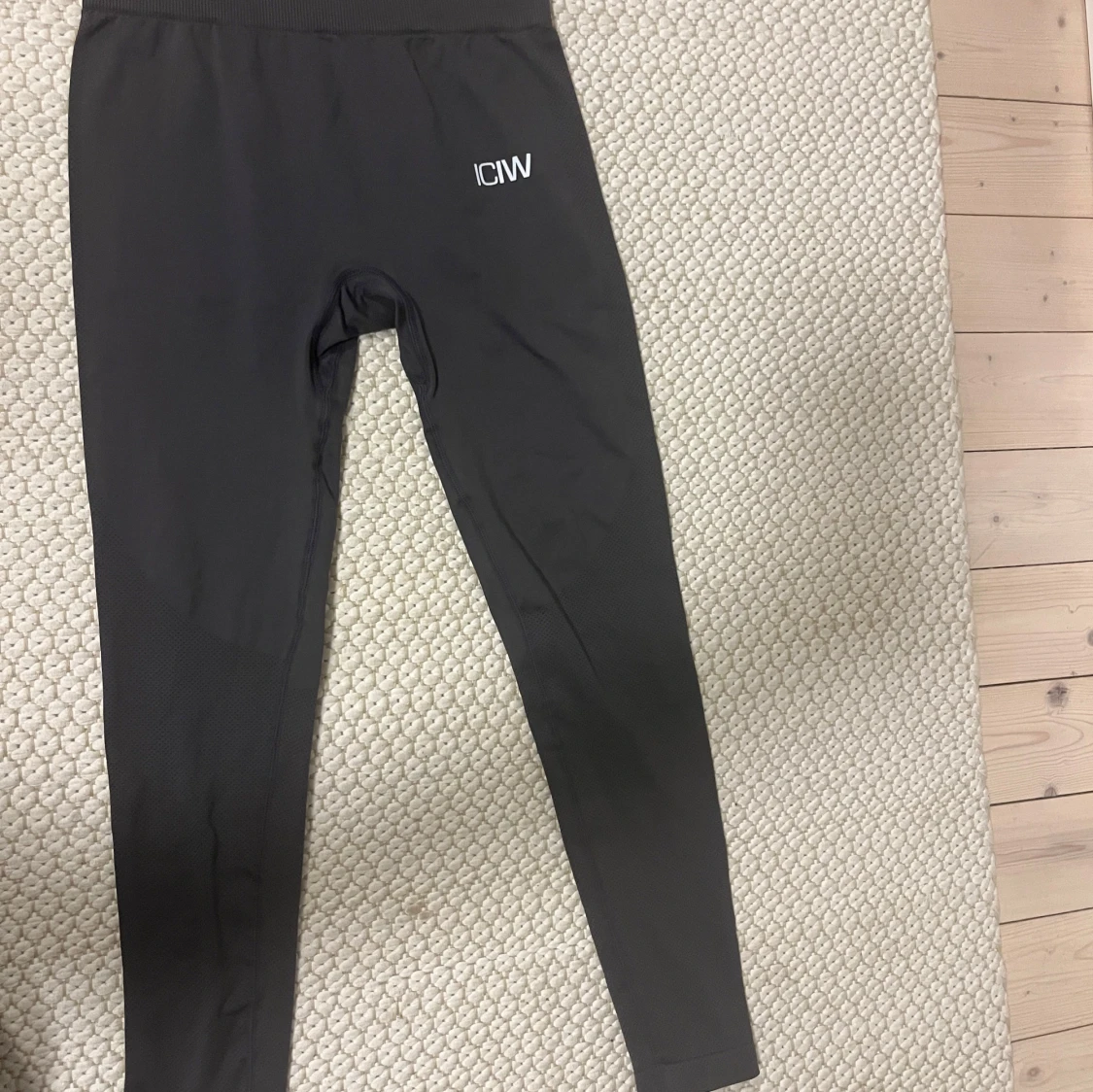 Träningsbyxor ICIW