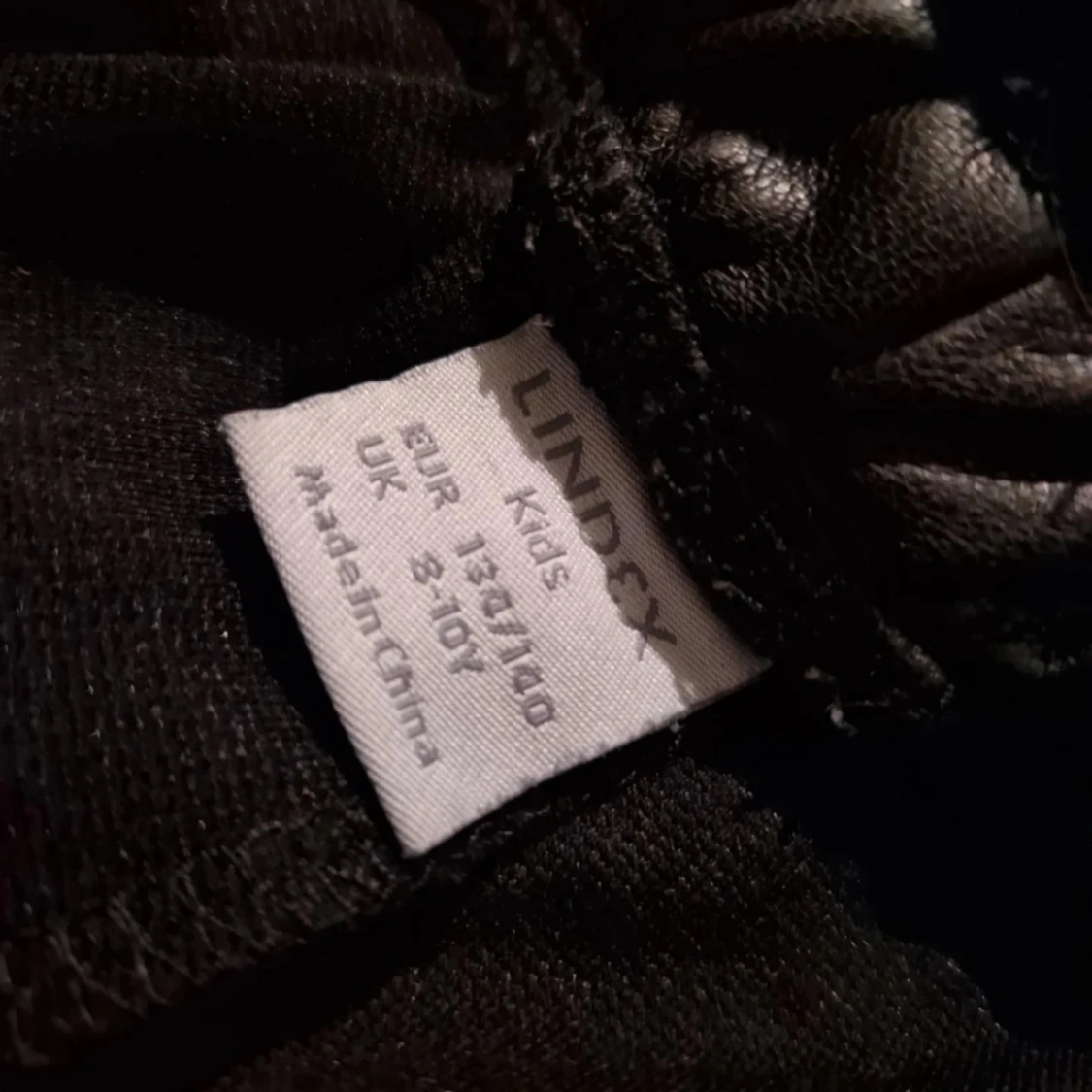 Lindex svarta lack/byxor - 91