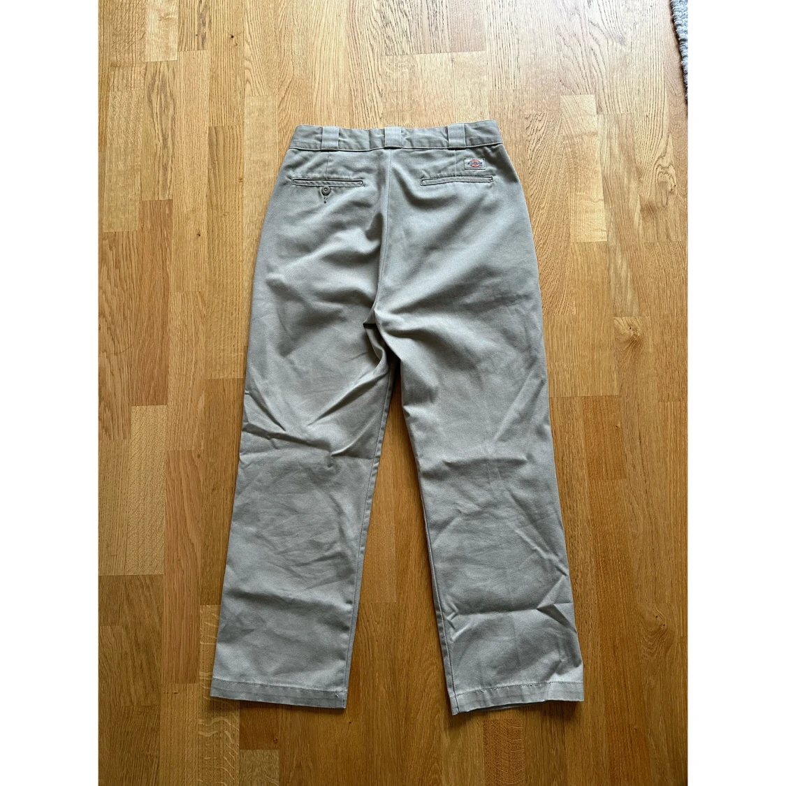 Biege Dickies byxor W/29 - 2