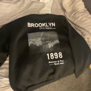 Sweatshirt  - Sweatshirt från shein som aldrig har används