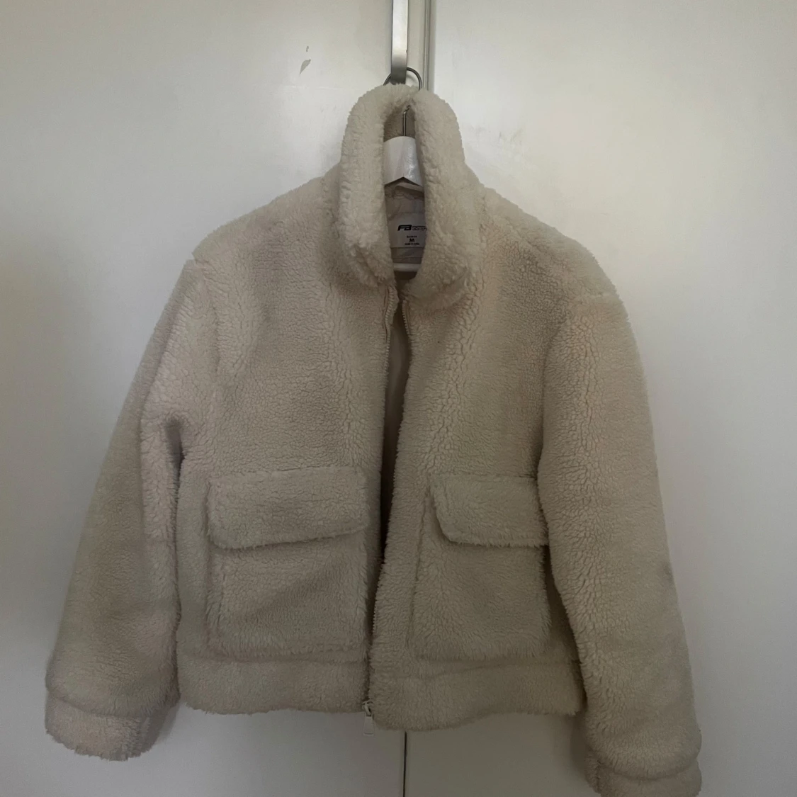 Teddyjacka🤍🤍🤍 - 92