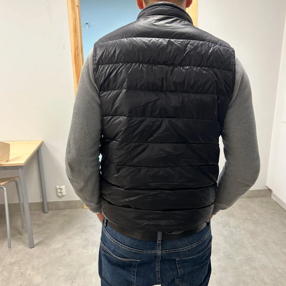 Moncler gui väst - 90