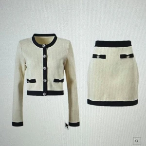 Jacka och tjol  - Hög kvalité beställa av misstag två likadana! 