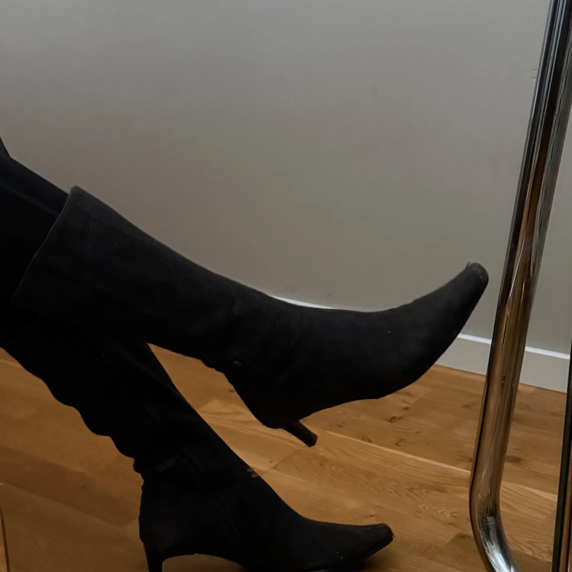 Gucci monogram boots - 3