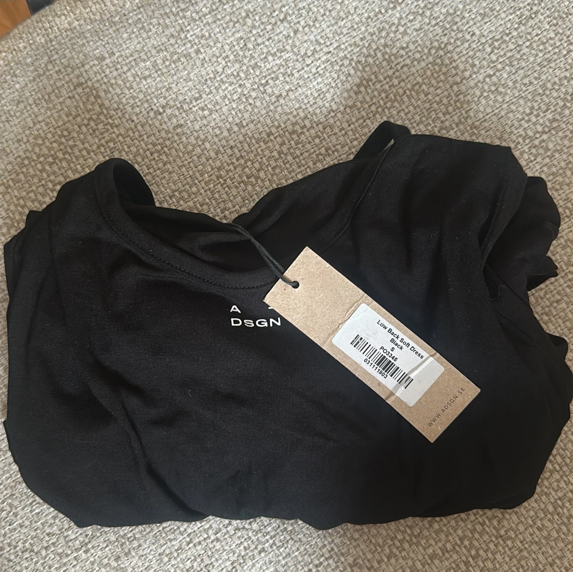 Svart långklänning från A DSGN - 2