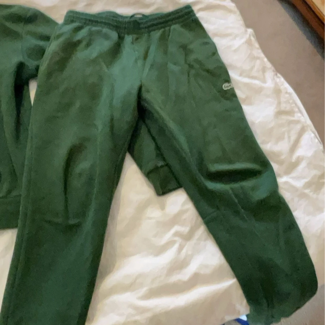 Grön dress från Lacoste  - 1