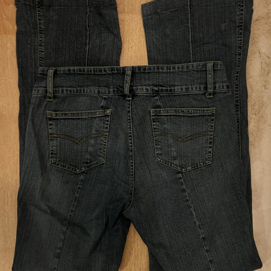 Mörkblå jeans flared jeans  - 1