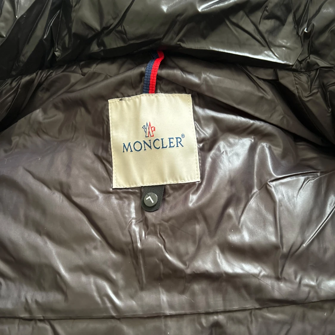 Moncler väst  - 90