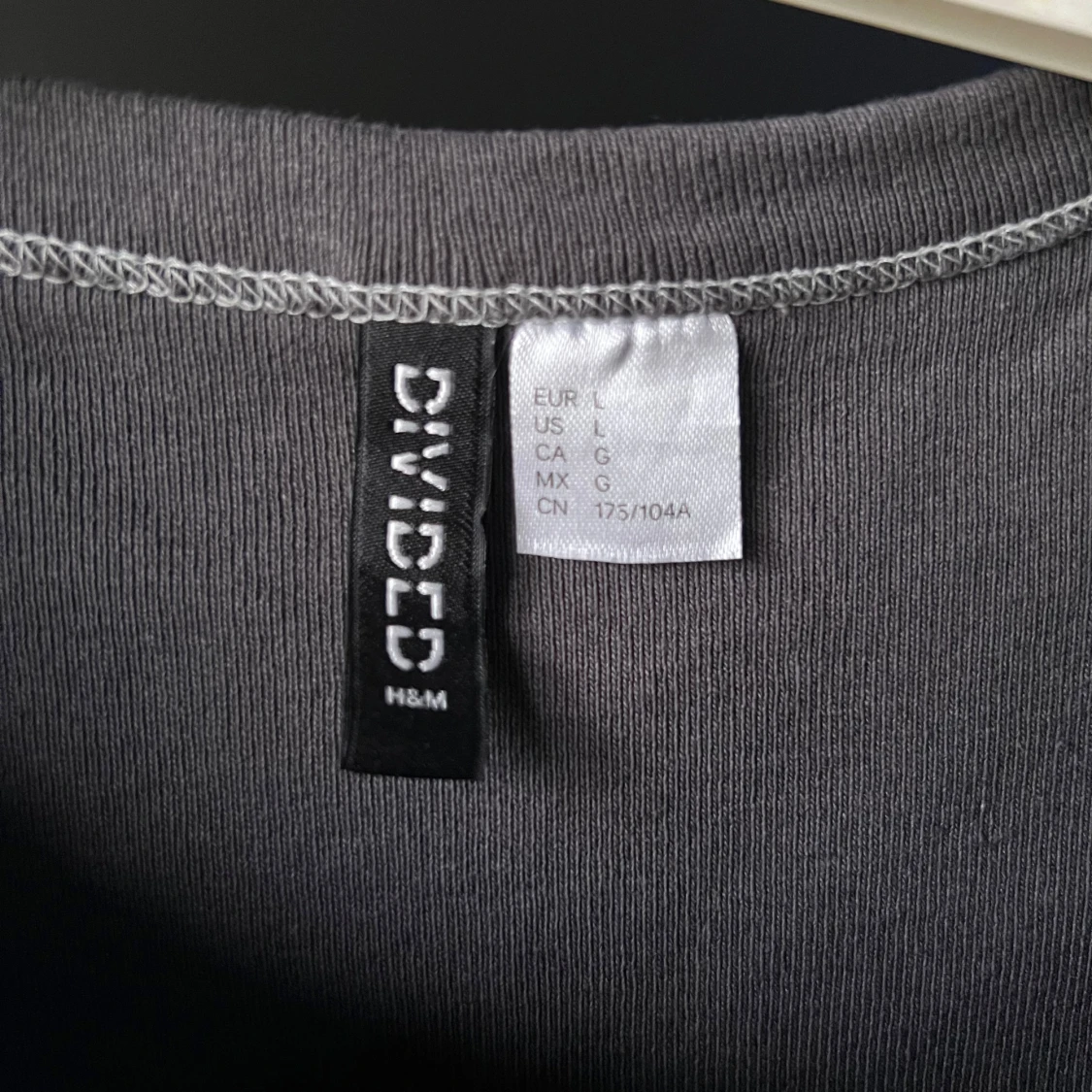 Tröja med coolt tryck - 2