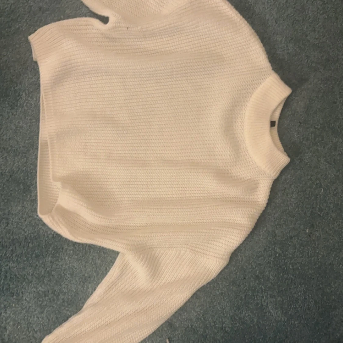 Vit stickad tröja - 90