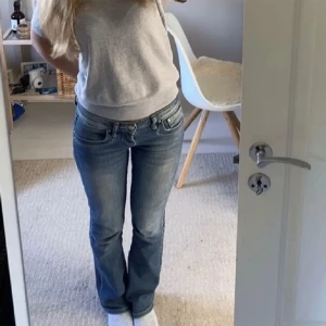 Superfina ltb jeans!! - Suuuperfina ltb jeans💘L32 W25/26 tryck på köp direkt men skriv gärna innan!! Köp direkt för 1000kr!