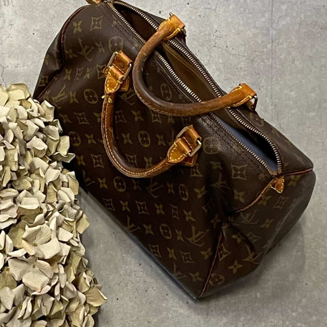 Louis Vuitton speedy 35 