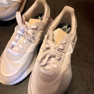 Adidas skor dam - Adidas skor dam storlek 38