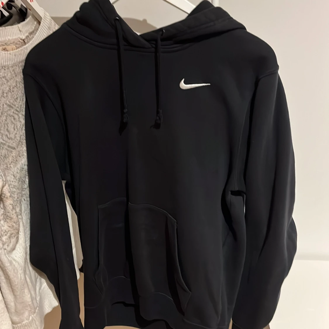Svart hoodie från Nike