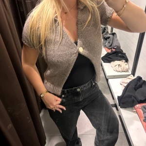 Beige stickad kofta från Zara - Populär kofta från Zara 