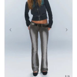 Weekday jeans - Snygga populära jeans storlek 25/32!!!💞💞 Aldrig använda!! Först till kvarn!!💗💗