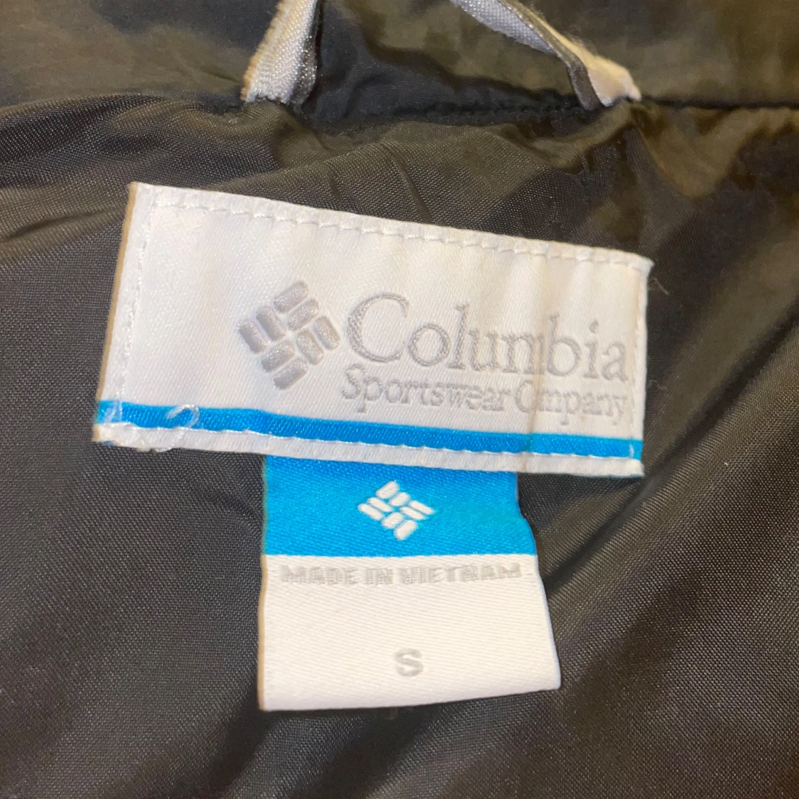 Svart dunjacka från Columbia - 91