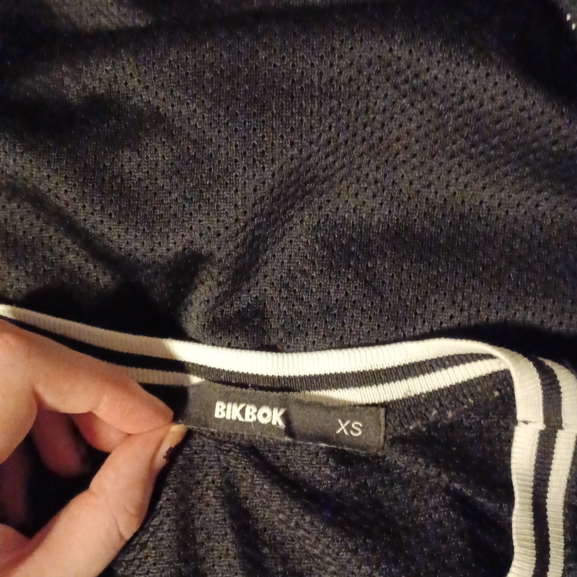 Svart ärmlös topp från BikBok - 92