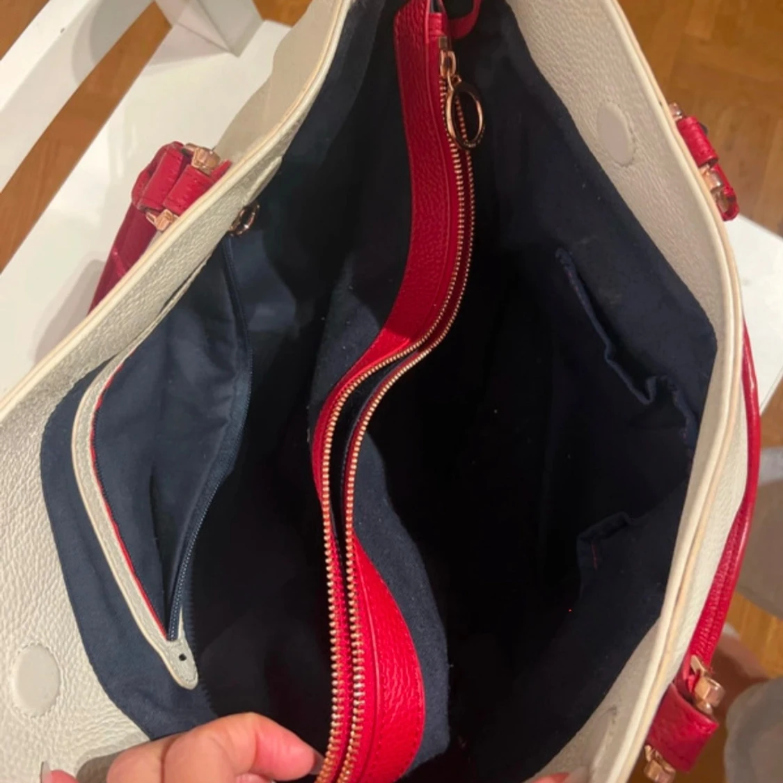 Handväska från Hilfiger ( köpt på BOOZT) - 91