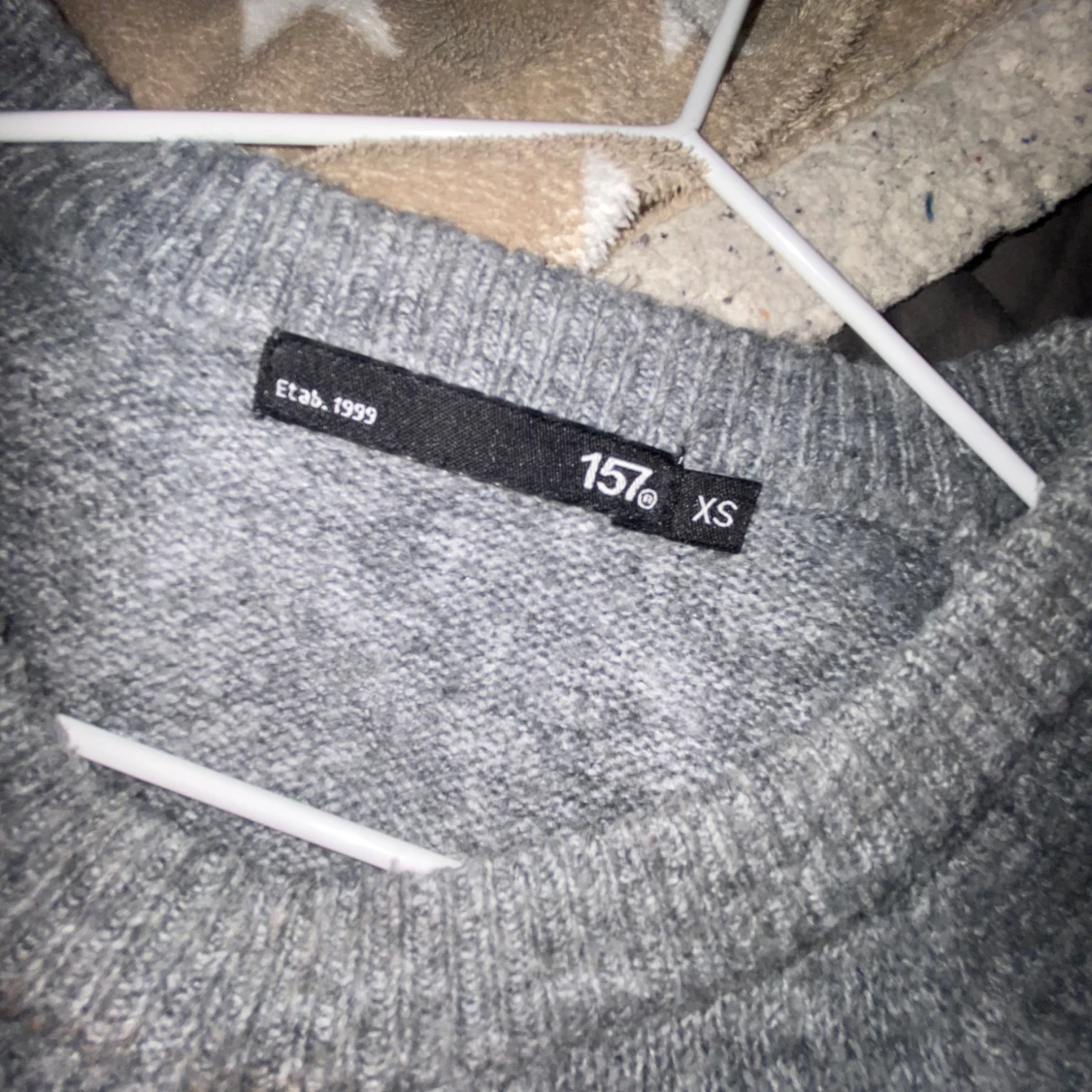 Grå stickad tröja från 157 - 91