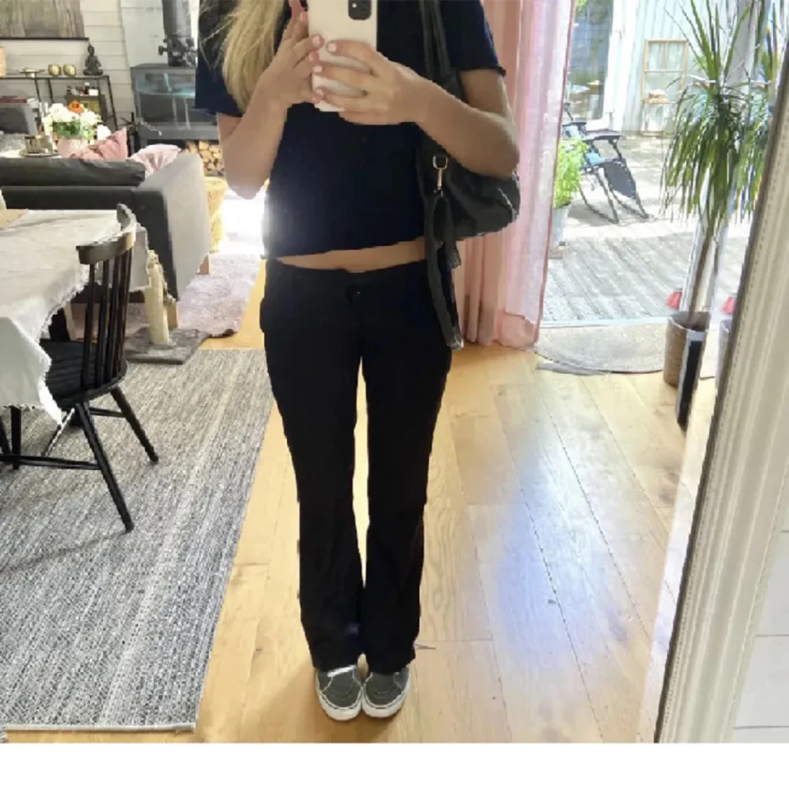 Lågmidjade kostymbyxor