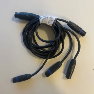 högtalar sladd  - SPUTNIK TOP & SUB speaker adapter speakON 8p F - 4 x speakON 4p F