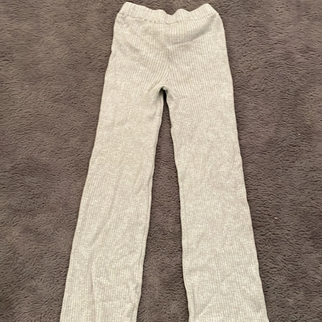 Grå ribbade byxor från lager 157 - 90