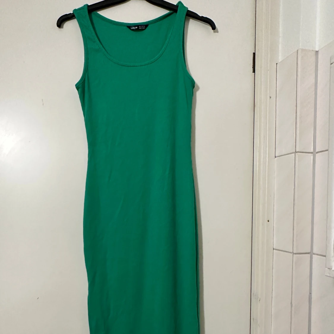 Klädpaket! Två klänningar  - 90