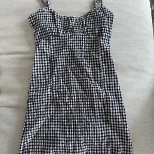 Klänning - Fin kort klänning