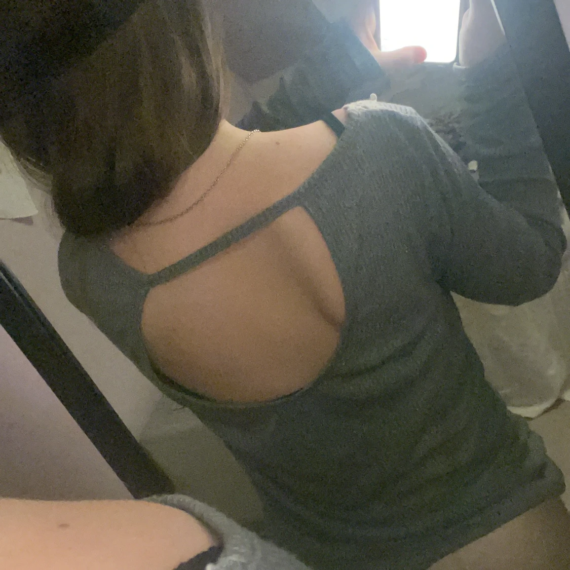 Grå tröja med spets - 93