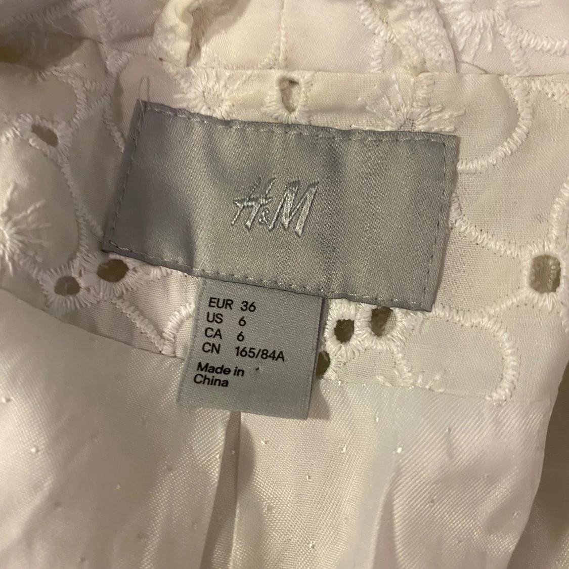 Vit spetskavaj från H&M - 92