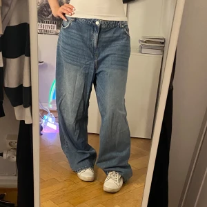 Baggy jeans  - Oanvända.