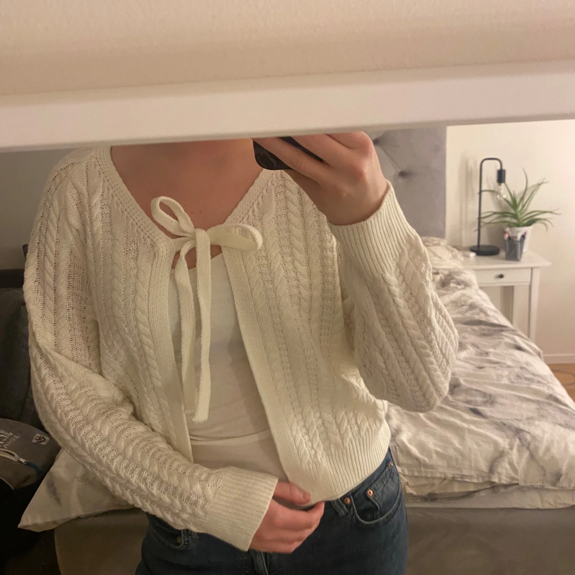 Vit stickad kofta  - 92