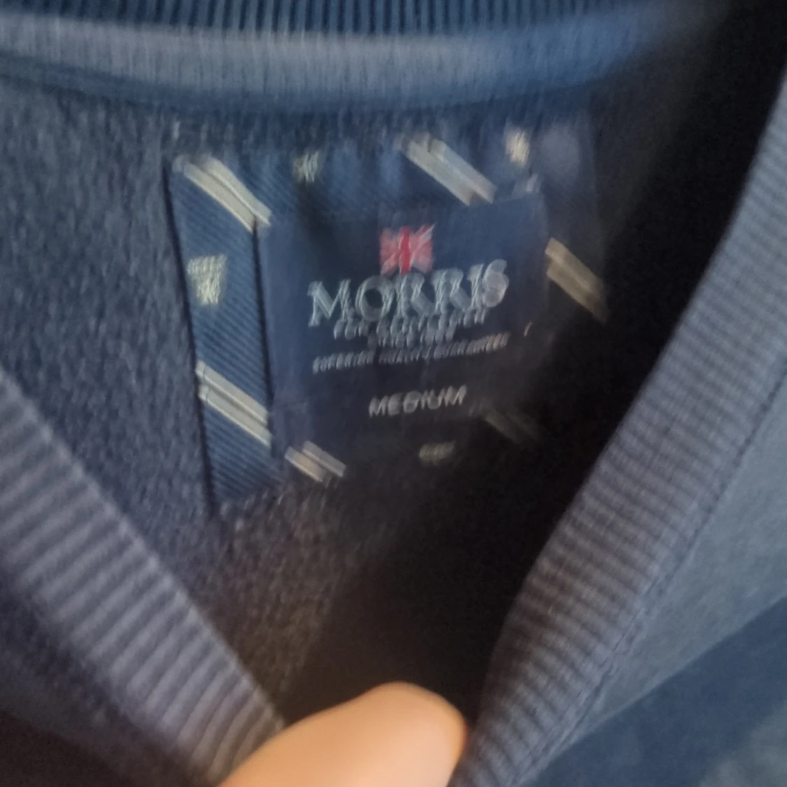 Mörkblå sweatshirt från Morris - 90