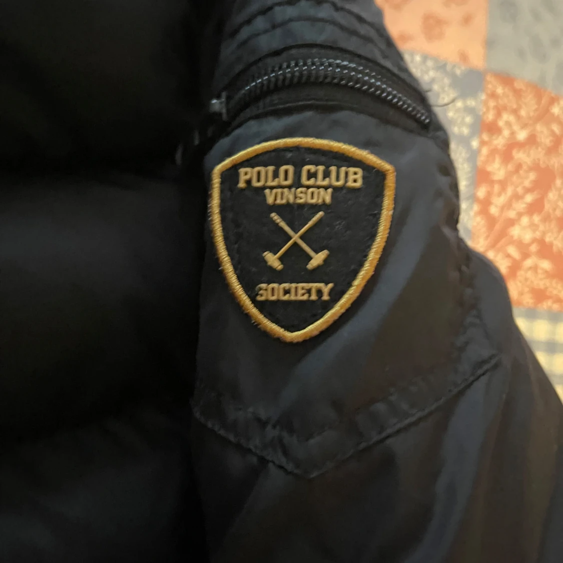 Svart dunjacka från Vinson Polo Club - 90