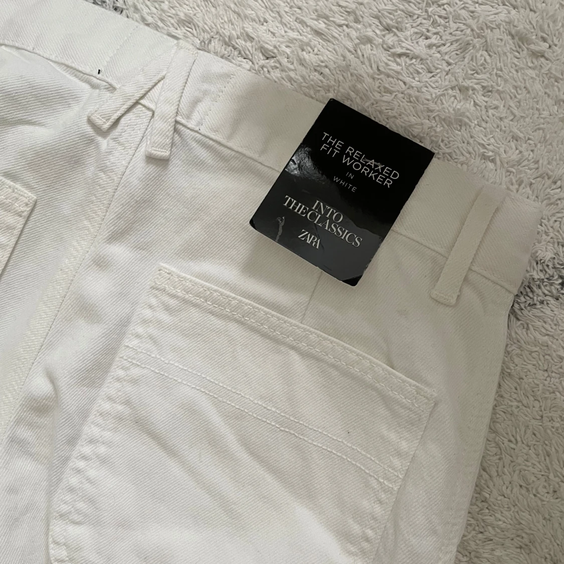 Vita byxor från Zara - 2