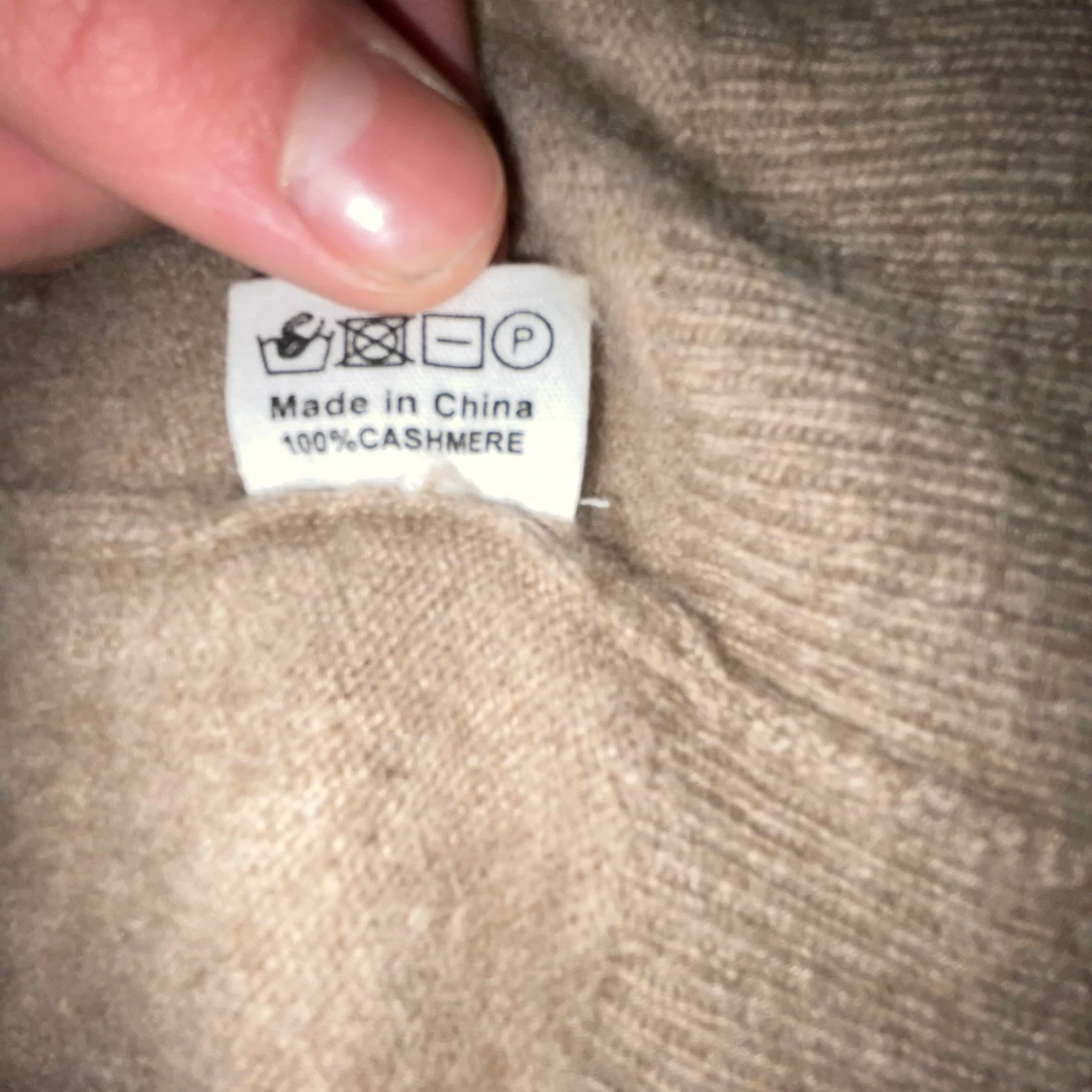 Beige cashmere hoodie - 2