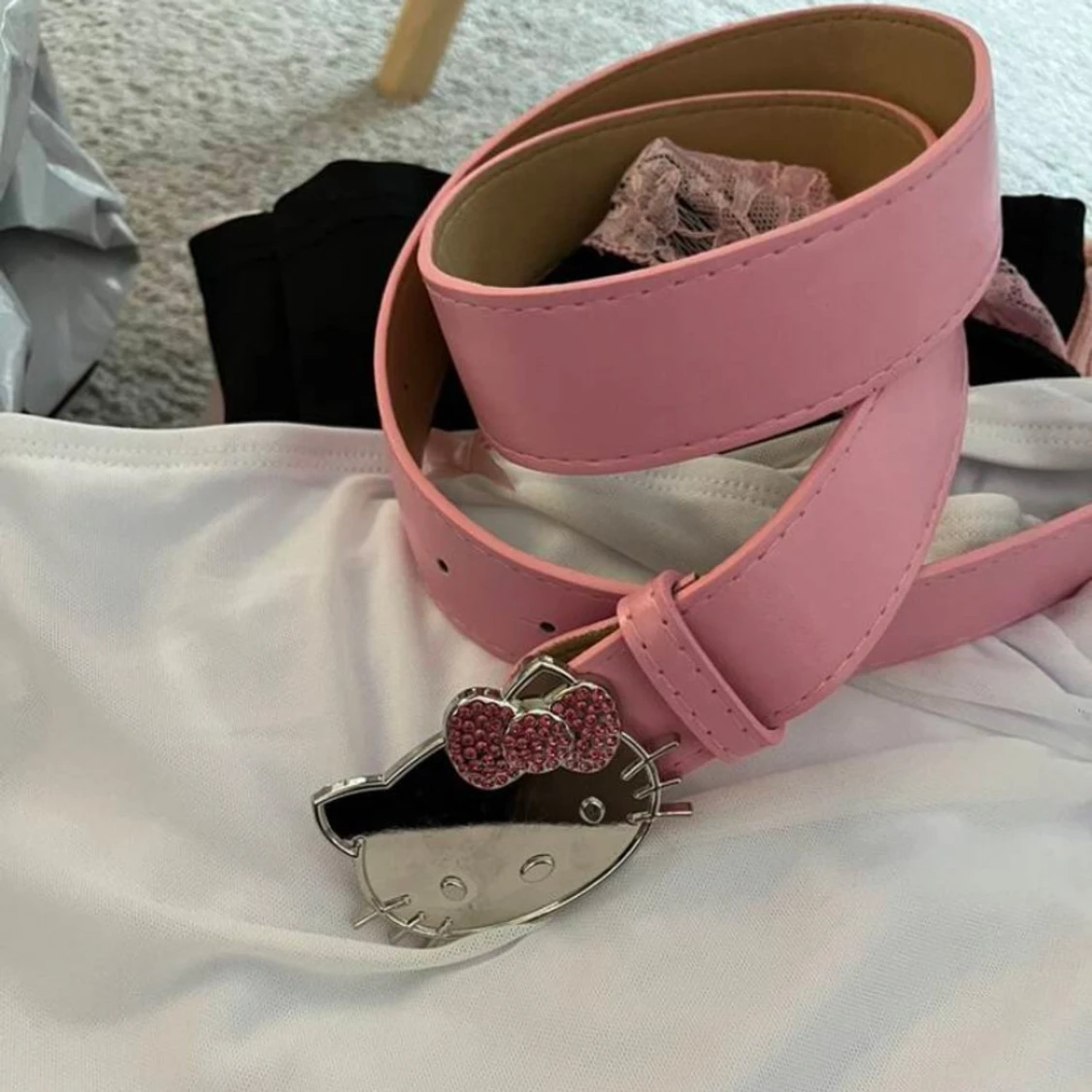 Hello Kitty y2k belt - 90