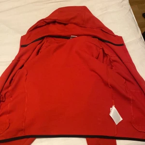 Nike tech  - Jag har andvänt den typ 3 gnr
