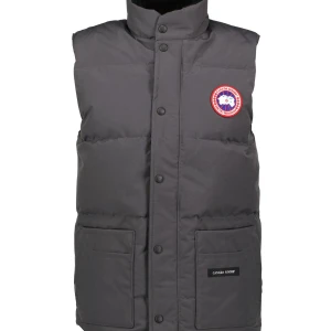 Canada goose freestyle  - Finns i alla storlekar! Helt nya kommer med lappar och box. Bästa kvaliten som finns  och billigast. Skriv om du har några frågor 