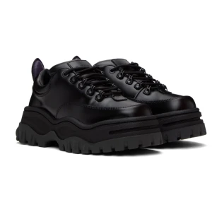 EYTYS Black Angel boot - svart chunky boot med hög sula och snörning. är perfekta för vintern. Använd få antal gånger. Skriv för fler bilder